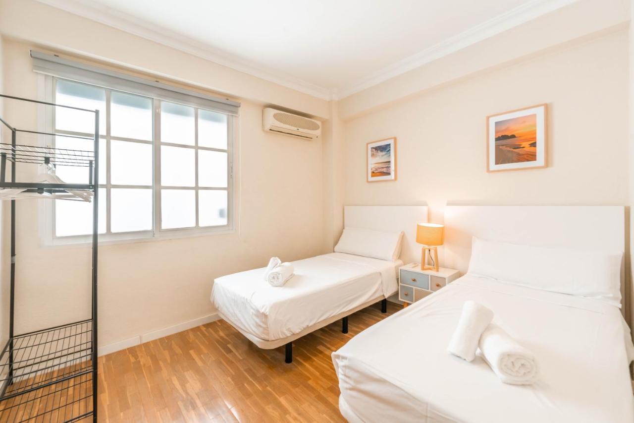 Gran Apartamento De 3 Habitaciones Junto A La Catedral Málaga Extérieur photo